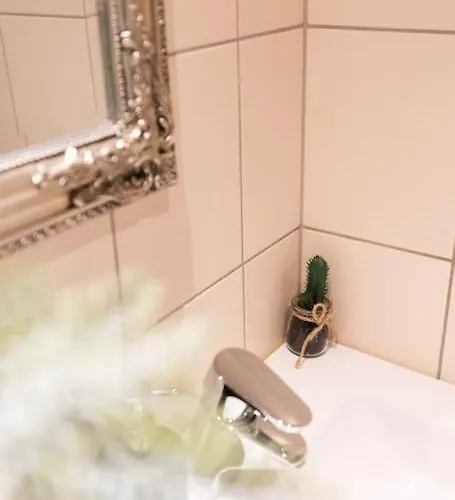 아파트 Modern & Cozy Place In The Very Heart Of 탈린