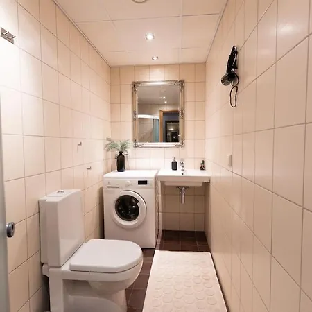 Modern & Cozy Place In The Very Heart Of Apartament Tallin